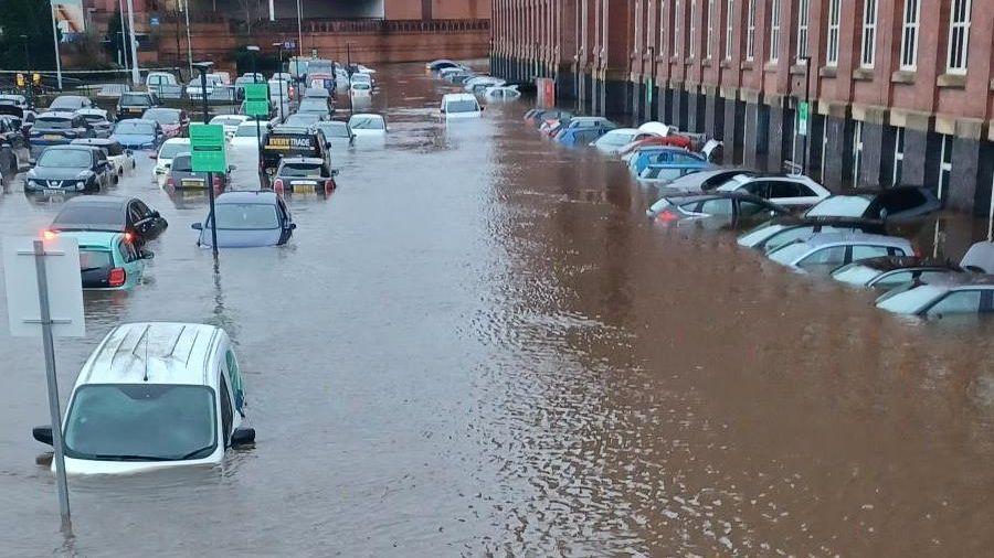 flooding in stockport